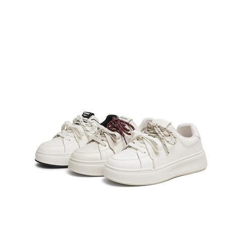 天美意2025春新款厚底百搭时尚通勤运动风女休闲板鞋KB064AM5