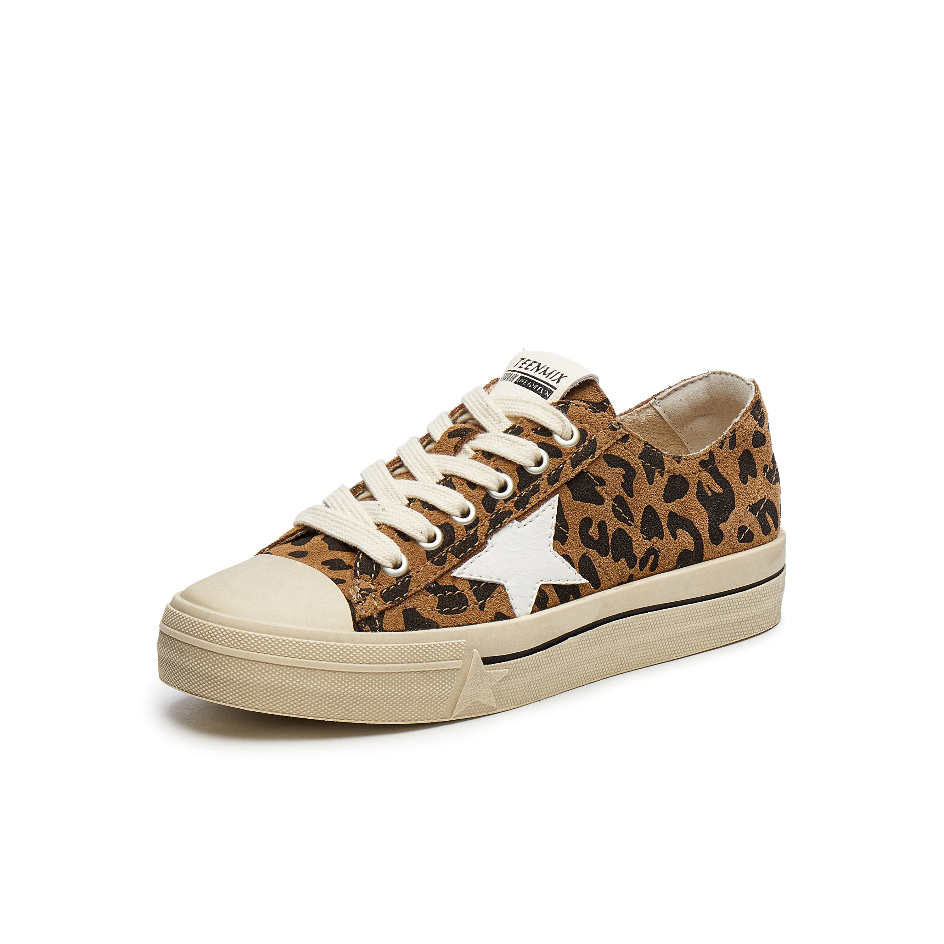 天美意2025春新款百搭时尚通勤潮流复古风女休闲板鞋KB065AM5