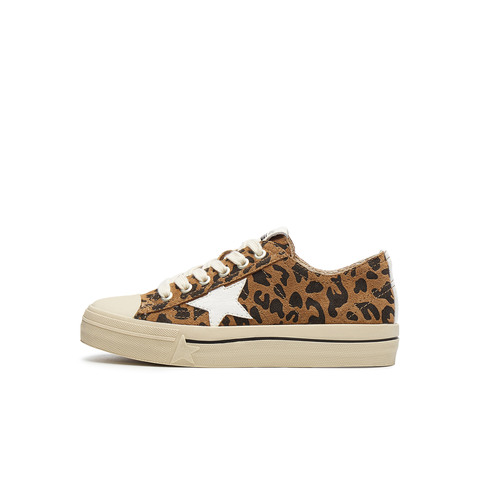 天美意2025春新款百搭时尚通勤潮流复古风女休闲板鞋KB065AM5