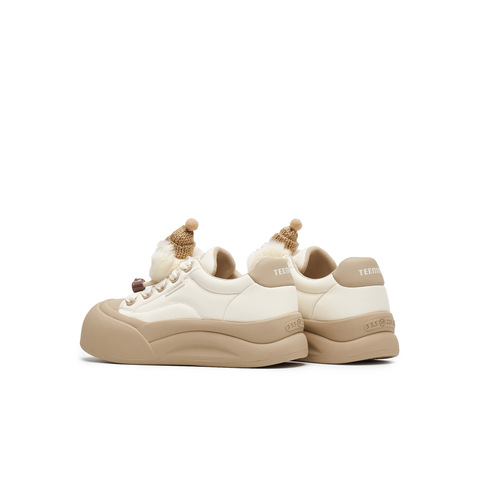 天美意2024冬新款商场同款时尚厚底百搭休闲运动女板鞋BK471AM5