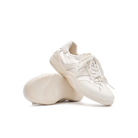 天美意2025春新款商场同款潮流运动鞋系带百搭女德训鞋BK591AM5