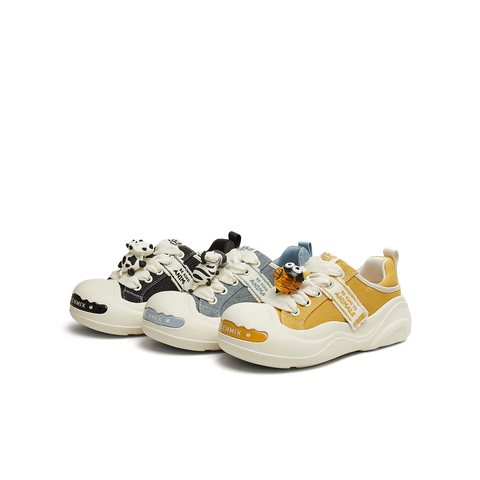 天美意2025夏新款商场同款趴趴农场系列百搭女休闲板鞋CIK20BM5