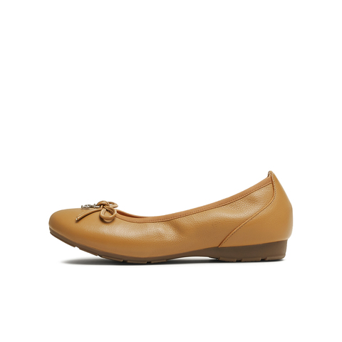 天美意2025春新款纯色复古一脚蹬舒适通勤女浅口单鞋KQ028AQ5