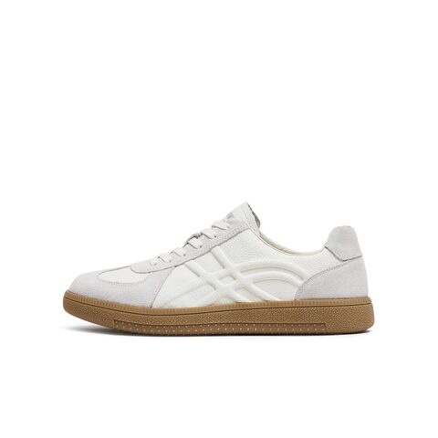 天美意2025夏新款百搭时尚轻便经典复古轻便男德训鞋AG990BM5