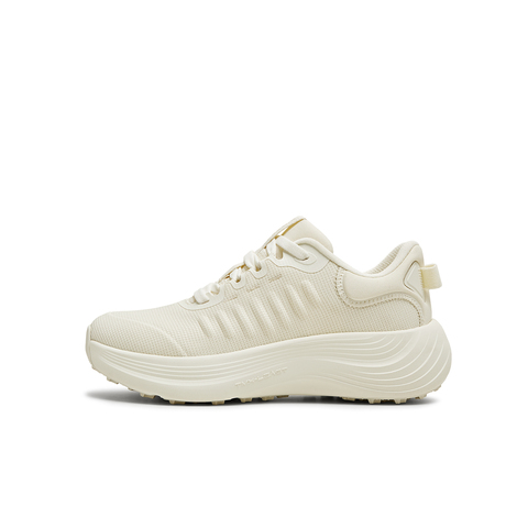 天美意2025秋新款商场同款纯色百搭潮流运动鞋女轻跑鞋BL071CM5