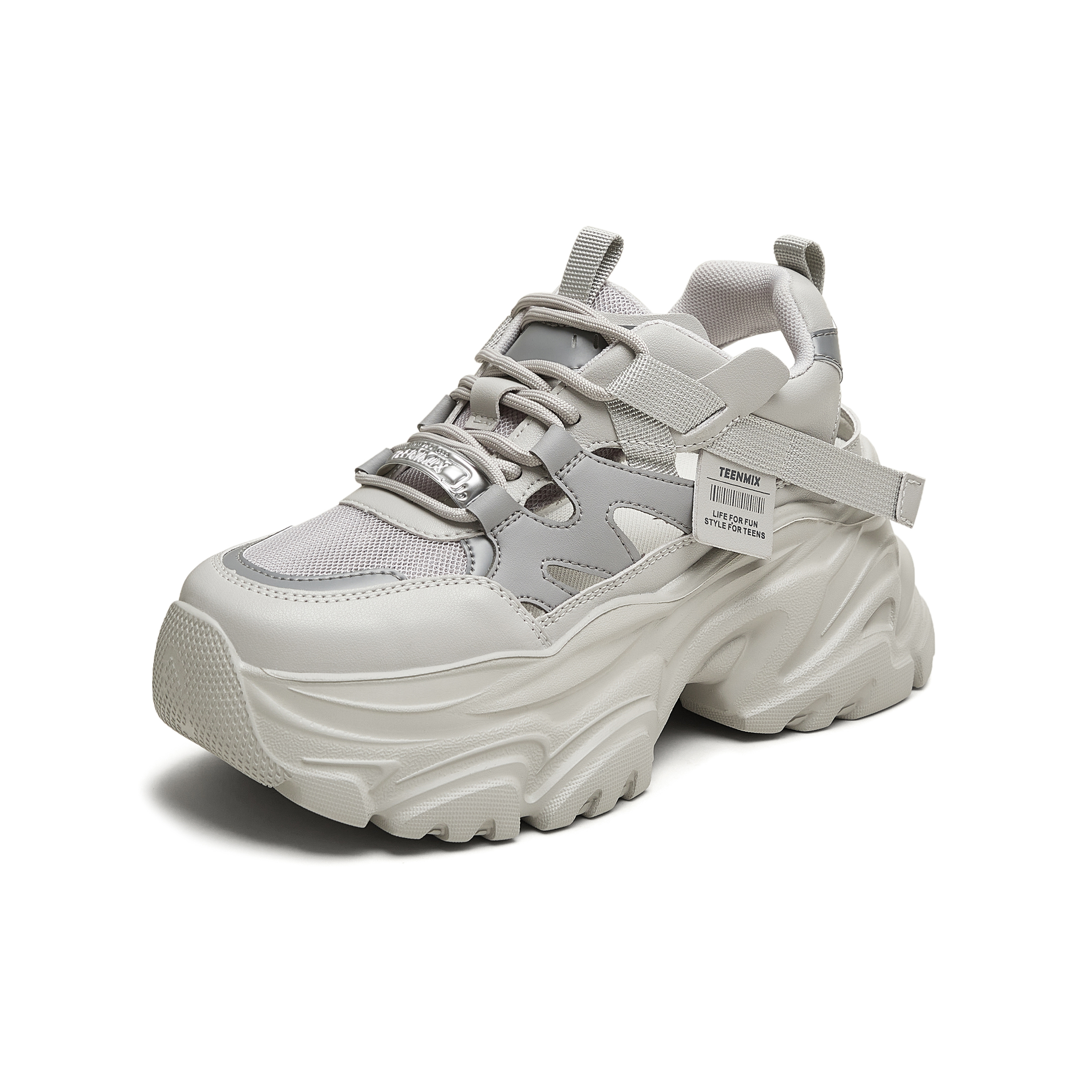 天美意2025夏新款时尚休闲百搭厚底小个子增高女老爹凉CJ821BM5