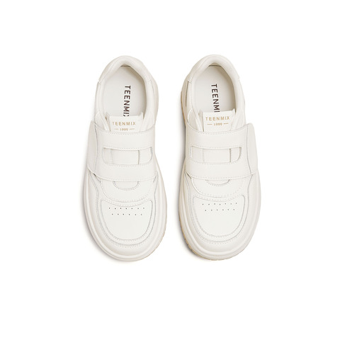 天美意2025秋新款休闲厚底百搭魔术贴潮流通勤女小白鞋KB080CM5