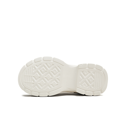 天美意2025夏新款网面透气松糕厚底增高小白鞋女板鞋KB078BM5