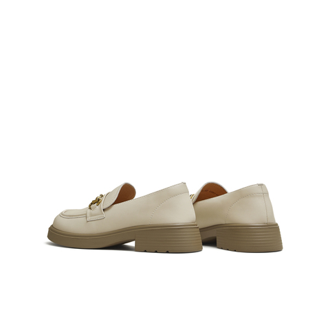 天美意2025秋新款商场同款纯色jk学院风百搭女乐福鞋BL221CA5