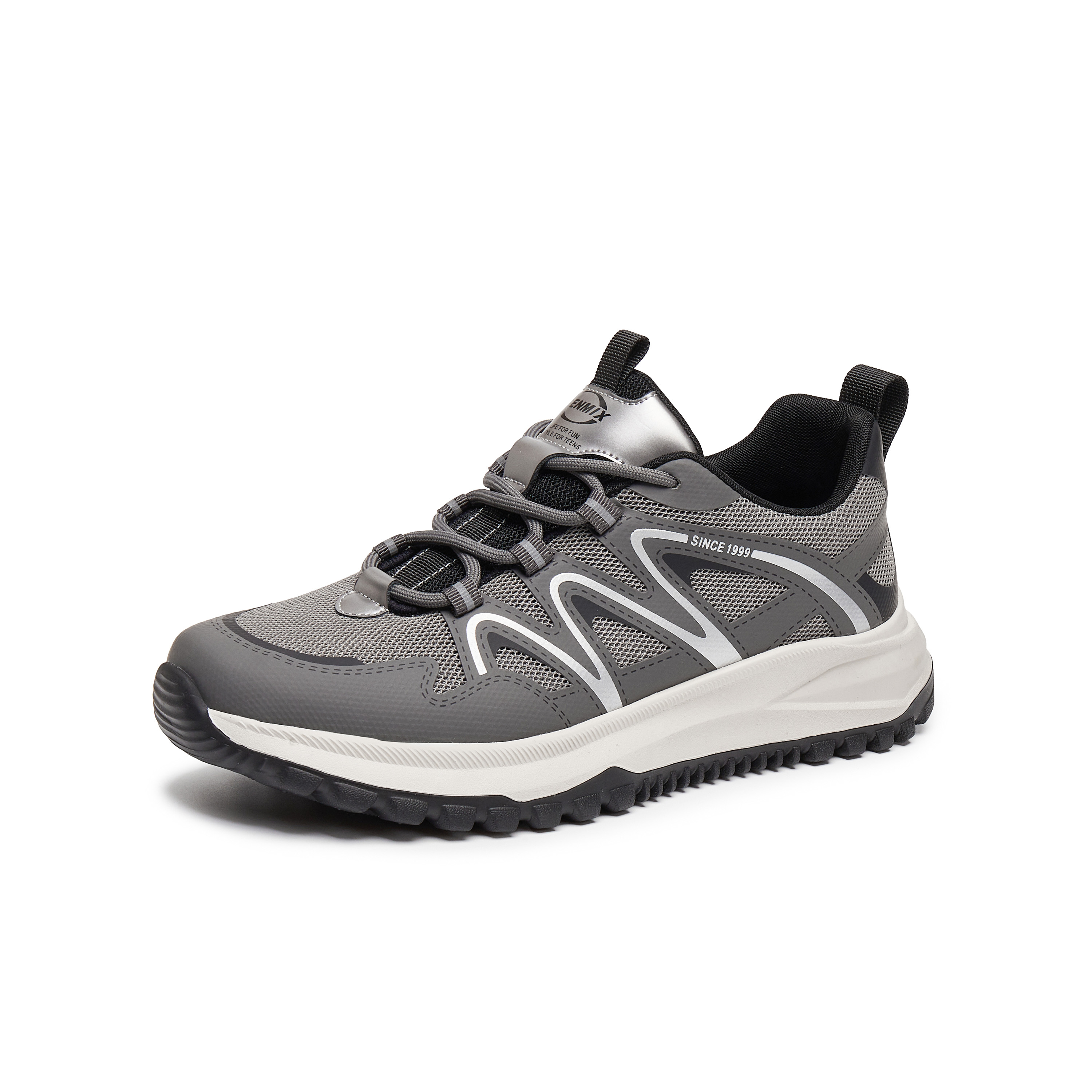 天美意2025秋新款运动户外百搭潮流厚底出游男网面鞋WMX32CM5