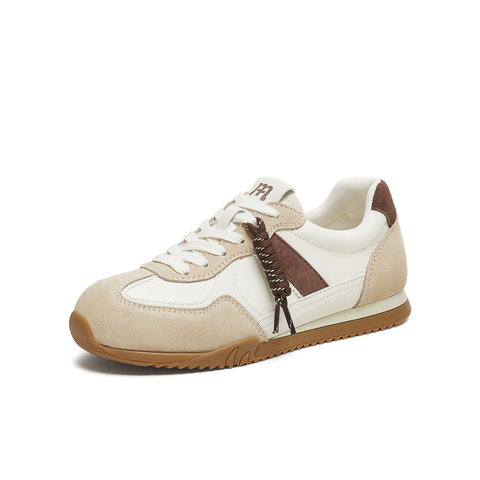 天美意2025秋新款运动休闲时尚百搭女阿甘德训鞋BL131CM5