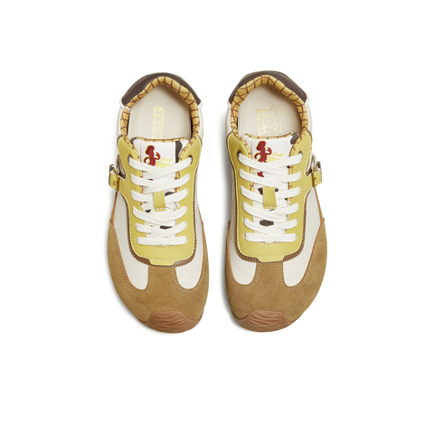 天美意2025冬新款商场同款玩具总动员联名休闲女德训鞋KG135DM5