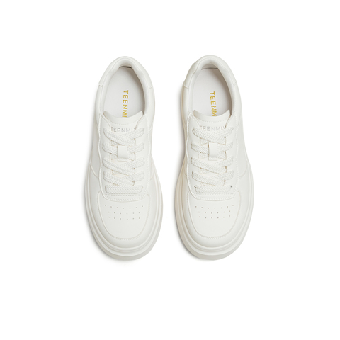 天美意2025秋新款休闲系带百搭厚底纯色通勤女小白鞋KB085CM5