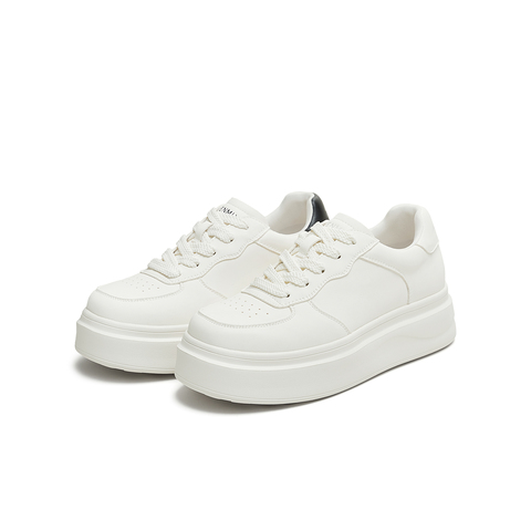 天美意2025秋新款休闲系带百搭厚底纯色通勤女小白鞋KB085CM5