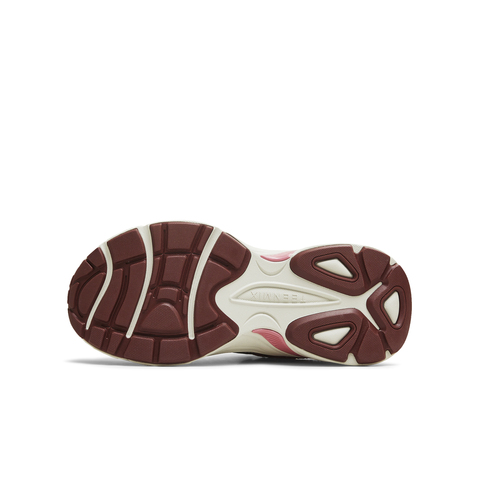 天美意2025冬新款商场同款玩具总动员联名运动女老爹鞋CEH21DM5