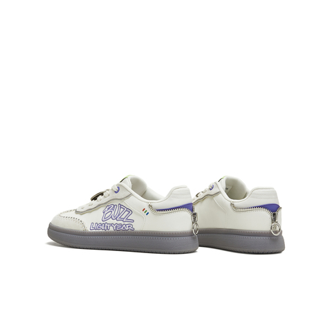 天美意2025冬新款商场同款玩具总动员联名复古女德训鞋CEL24DM5