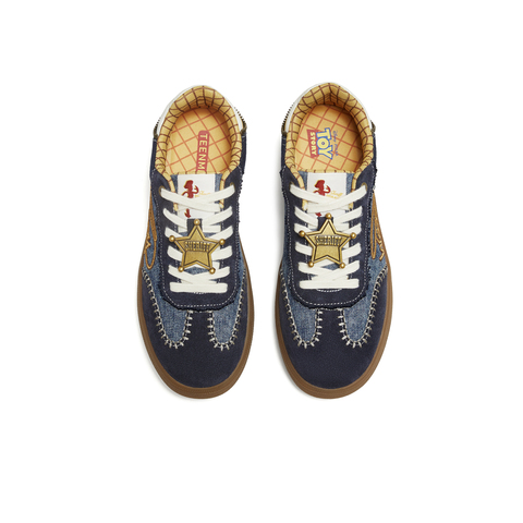 天美意2025冬新款商场同款玩具总动员联名复古男德训鞋3WQ01DM5