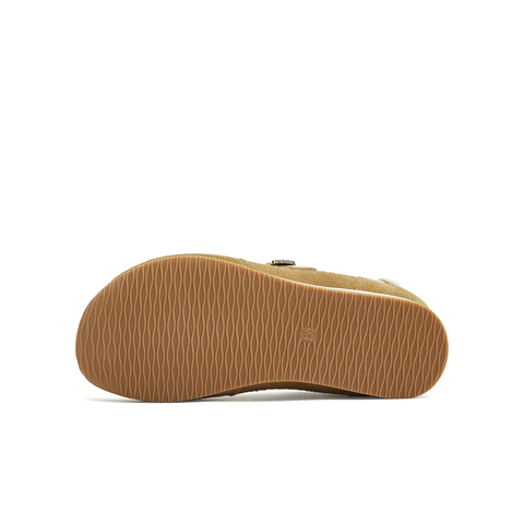 天美意2025冬新款商场同款玩具总动员联名休闲女德训鞋KG135DM5