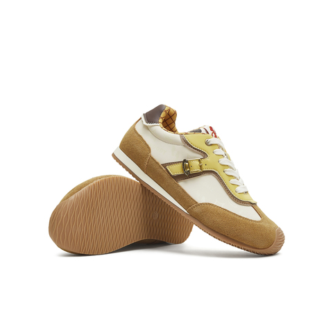 天美意2025冬新款商场同款玩具总动员联名休闲女德训鞋KG135DM5