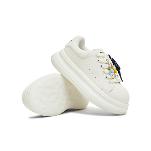 天美意2025秋新款休闲百搭厚底系带运动户外女小白鞋BM261CM5