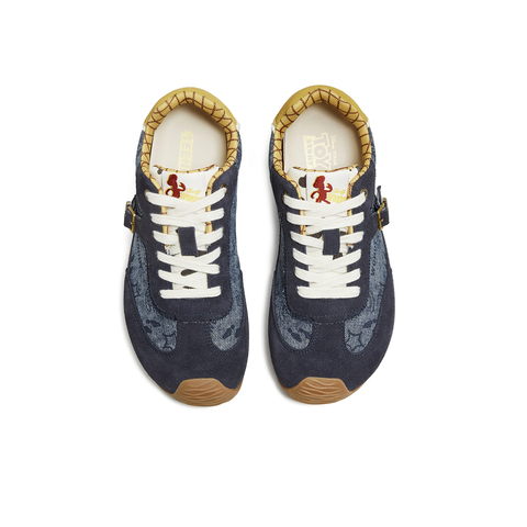 天美意2025冬新款商场同款玩具总动员联名休闲女德训鞋KG135DM5