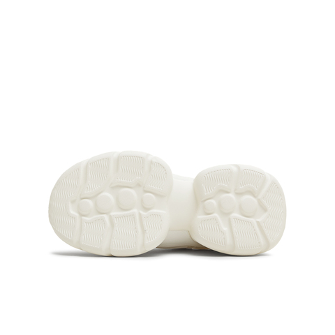 天美意2025秋新款厚底休闲系带百搭纯色潮流增高老爹鞋KD120CM5