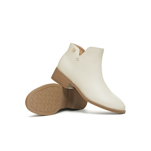 天美意2025冬新款商场同款厚底复古百搭短靴女时装靴CSV46DD5