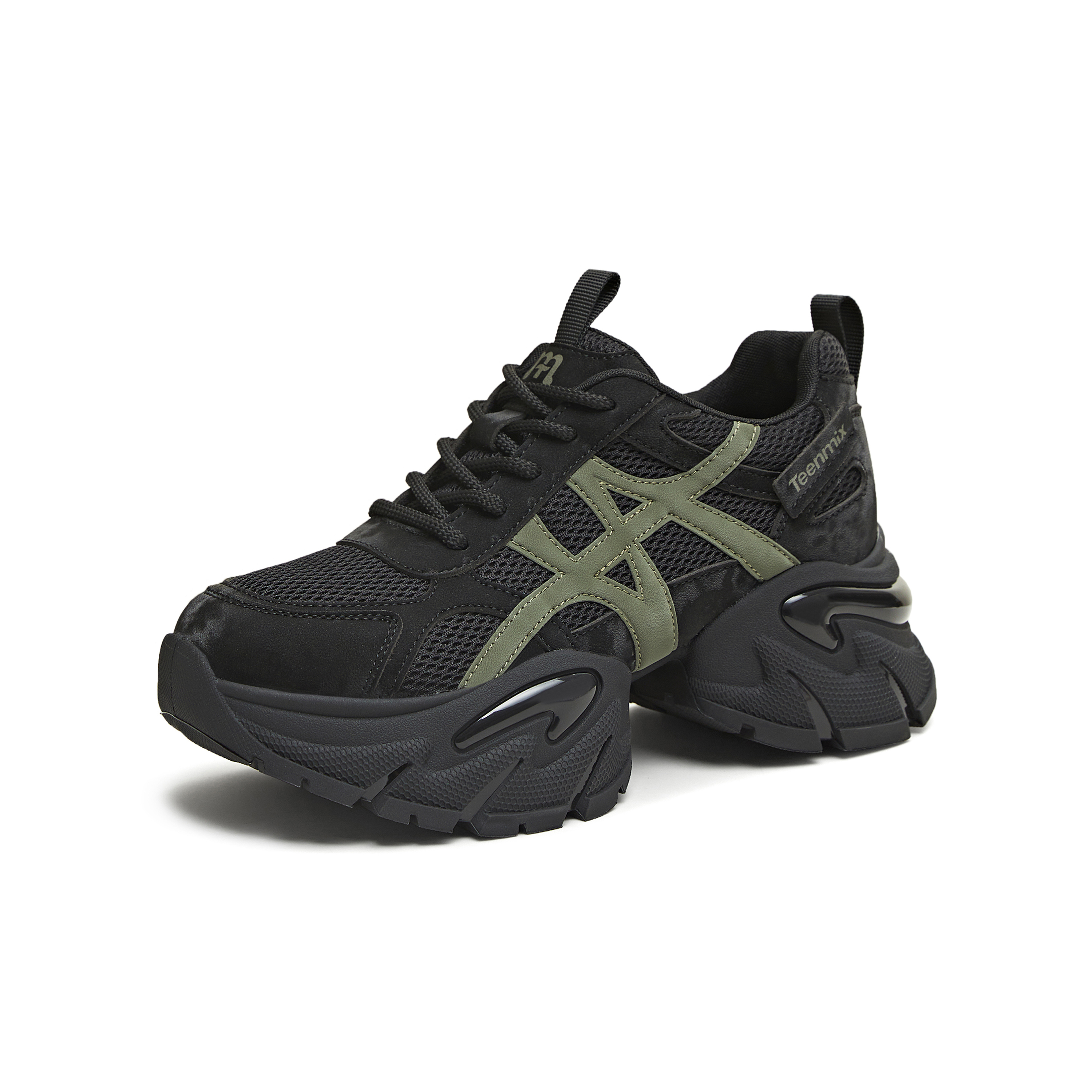 天美意2025冬新款厚底休闲百搭系带运动户外女老爹鞋KD130DM5