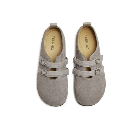 天美意2025秋新款纯色平底复古百搭潮流休闲女勃肯鞋KK058CA5