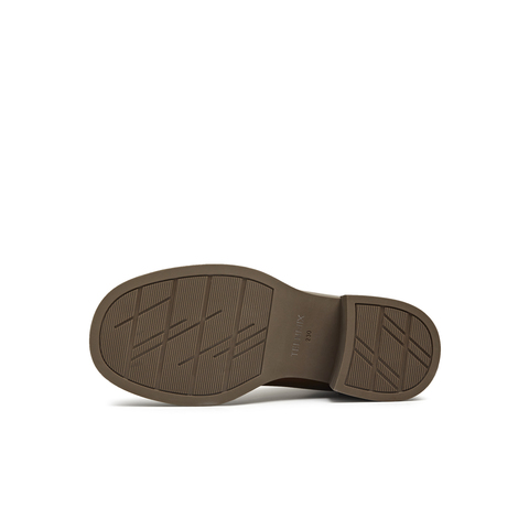 天美意2025冬新款商场同款百搭复古厚底纯色女时装靴BL731DD5