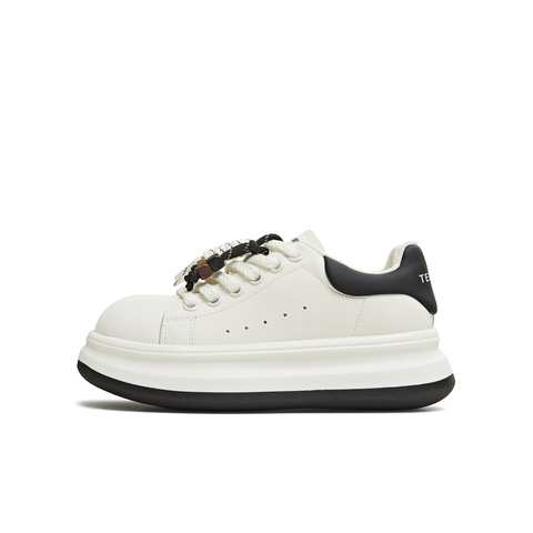 天美意2025秋新款休闲百搭厚底系带运动户外女小白鞋BM261CM5