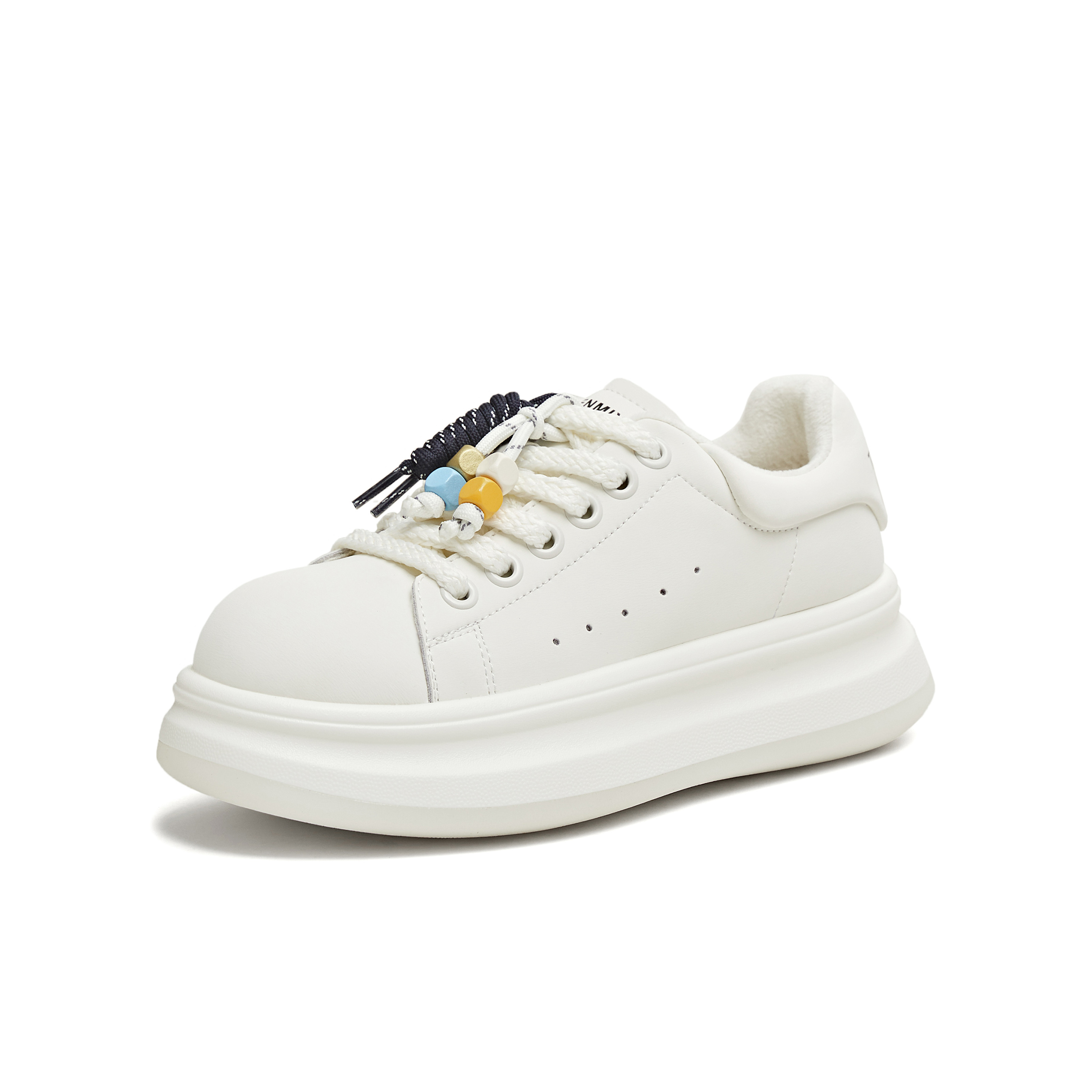 天美意2025秋新款休闲百搭厚底系带运动户外女小白鞋BM261CM5