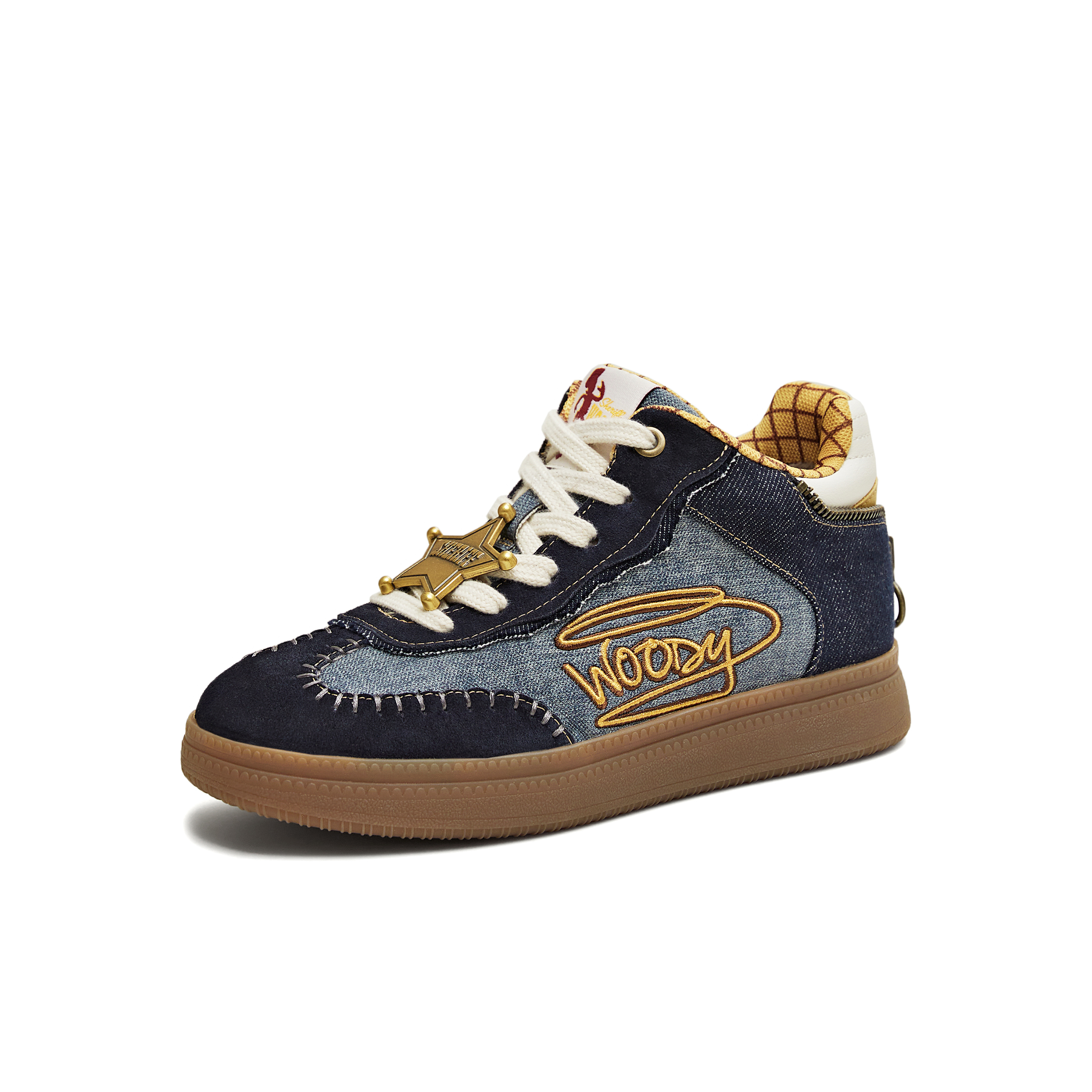 天美意2025冬新款商场同款玩具总动员联名复古女德训鞋CEL40DD5