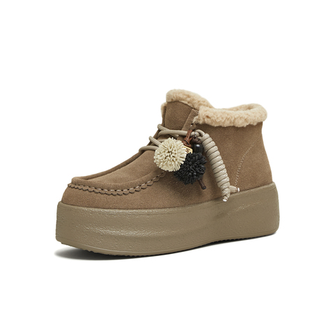 天美意2025冬新款保暖短靴复古挂饰纯色厚底女雪地靴KXD62DM5