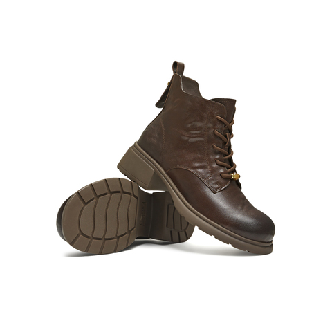 天美意2025冬新款圆头复古纯色系带通勤上班女马丁靴KDX23DD5