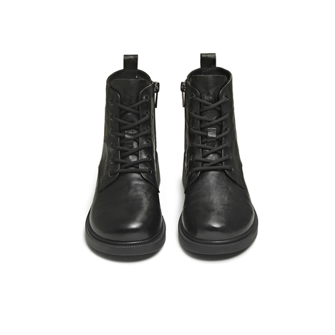 天美意2025冬新款休闲系带复古百搭厚底显瘦女马丁靴CNG47DD5