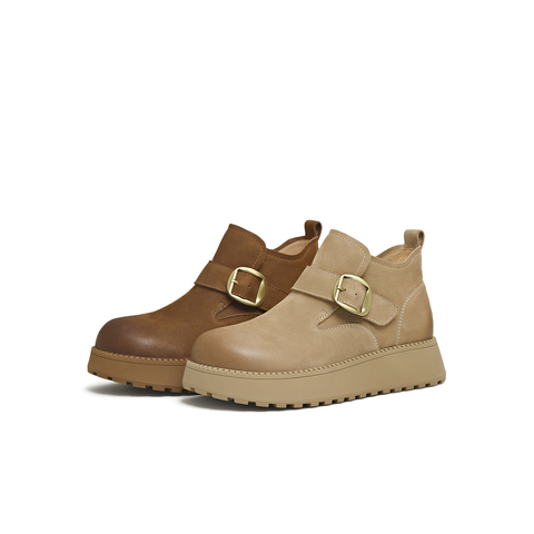 天美意2025冬新款复古纯色圆头厚底百搭潮流女时装靴KNZ28DD5