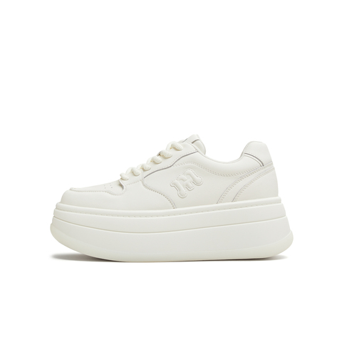 天美意2026春新款商场同款系带纯色休闲运动百搭女板鞋BM241AM6