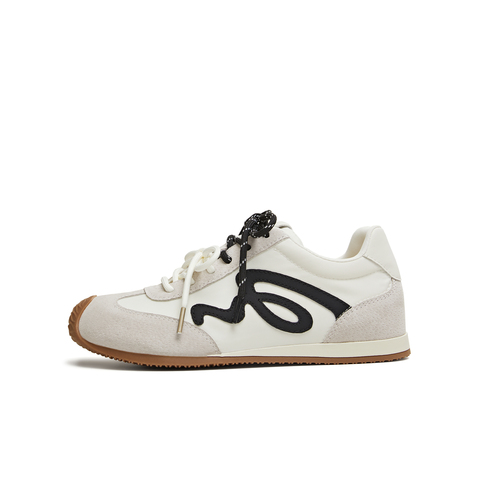 天美意2026春新款双鞋带百搭复古运动休闲潮流女德训鞋KG161AM6